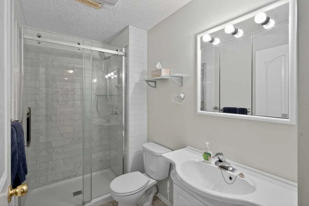 84 Hidden Spring Close NW Calgary AB T3A 5K2