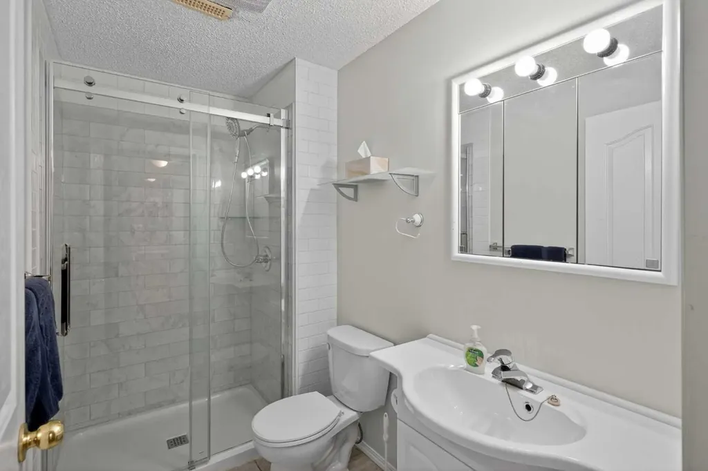 84 Hidden Spring Close NW Calgary AB T3A 5K2
