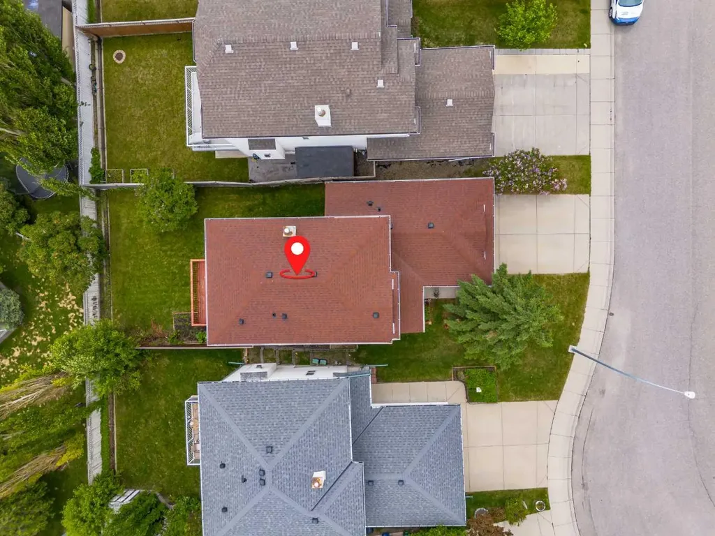 84 Hidden Spring Close NW Calgary AB T3A 5K2