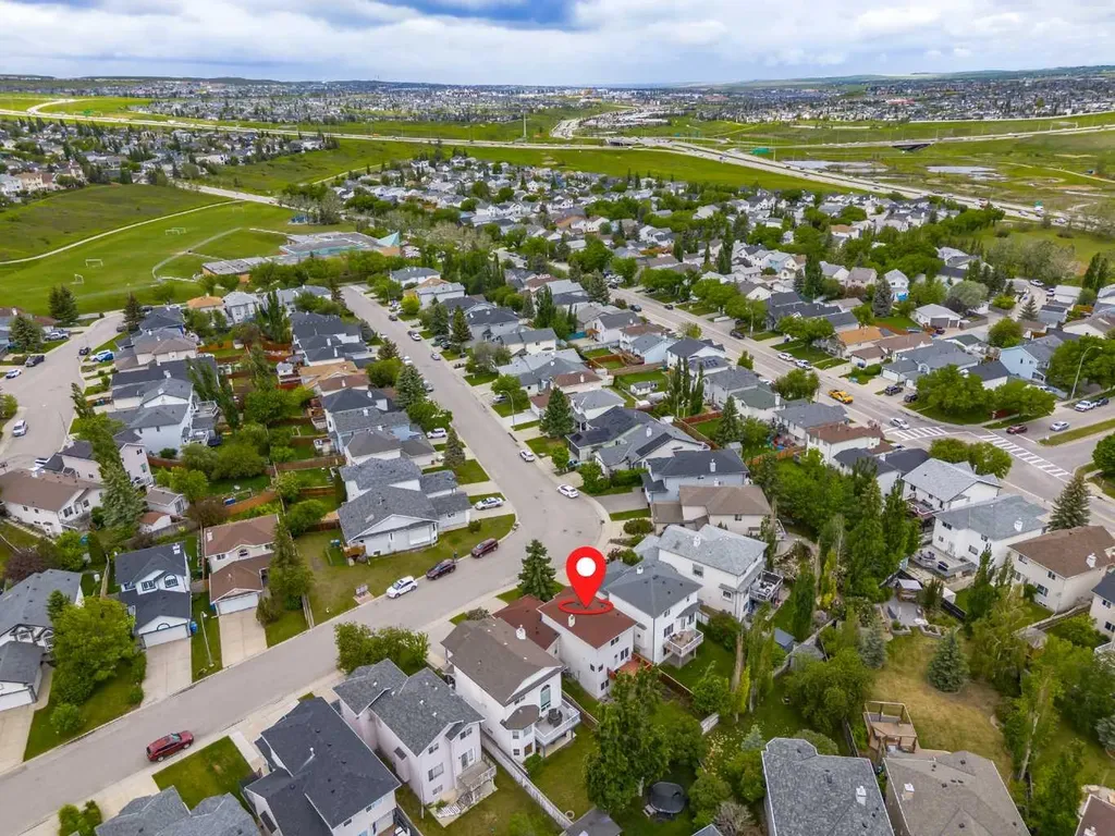 84 Hidden Spring Close NW Calgary AB T3A 5K2