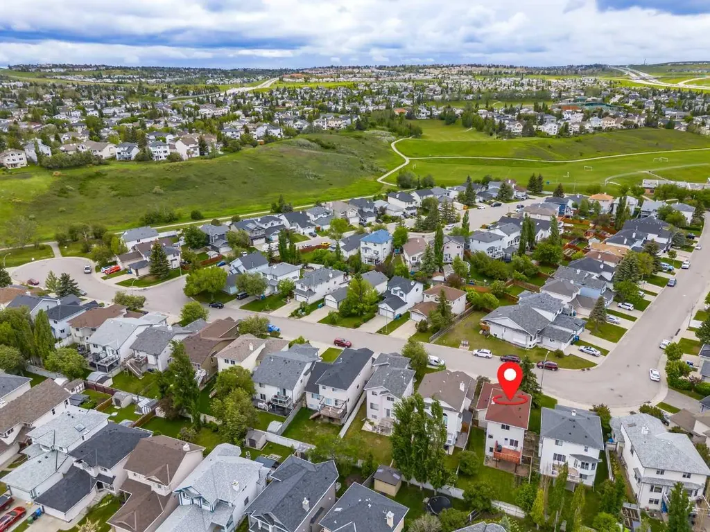 84 Hidden Spring Close NW Calgary AB T3A 5K2