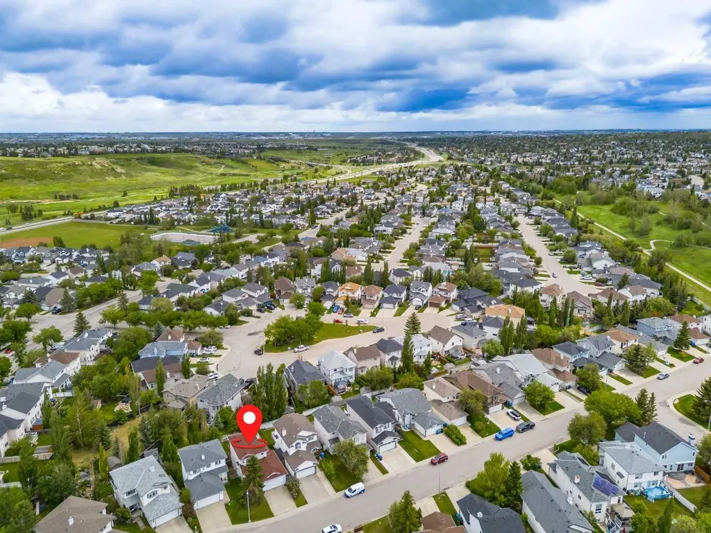 84 Hidden Spring Close NW Calgary AB T3A 5K2