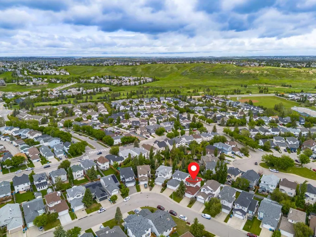 84 Hidden Spring Close NW Calgary AB T3A 5K2