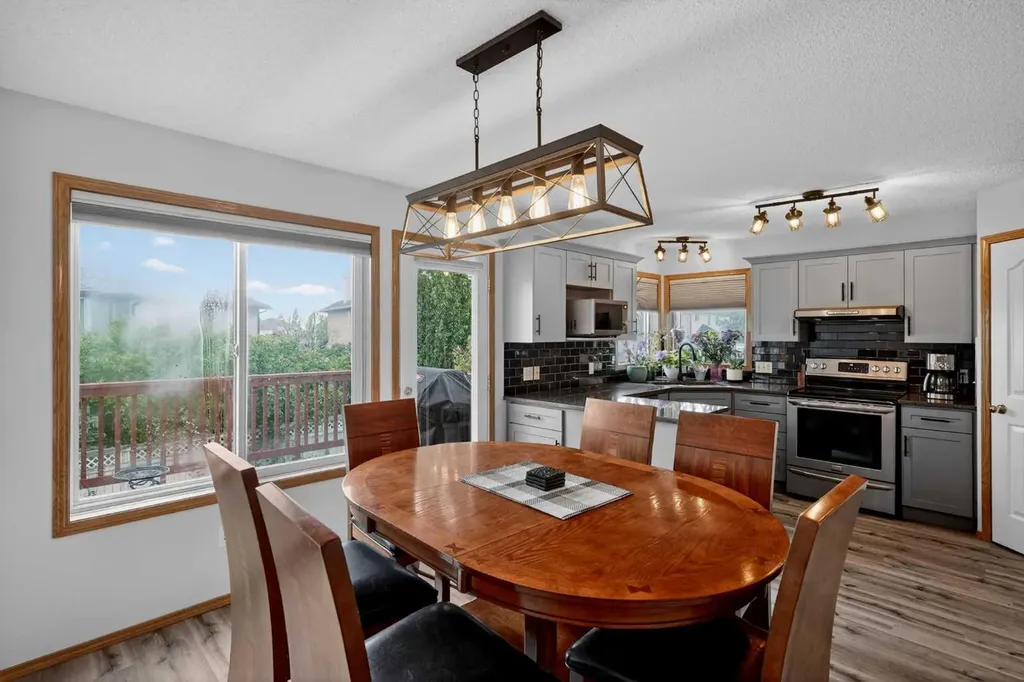 84 Hidden Spring Close NW Calgary AB T3A 5K2