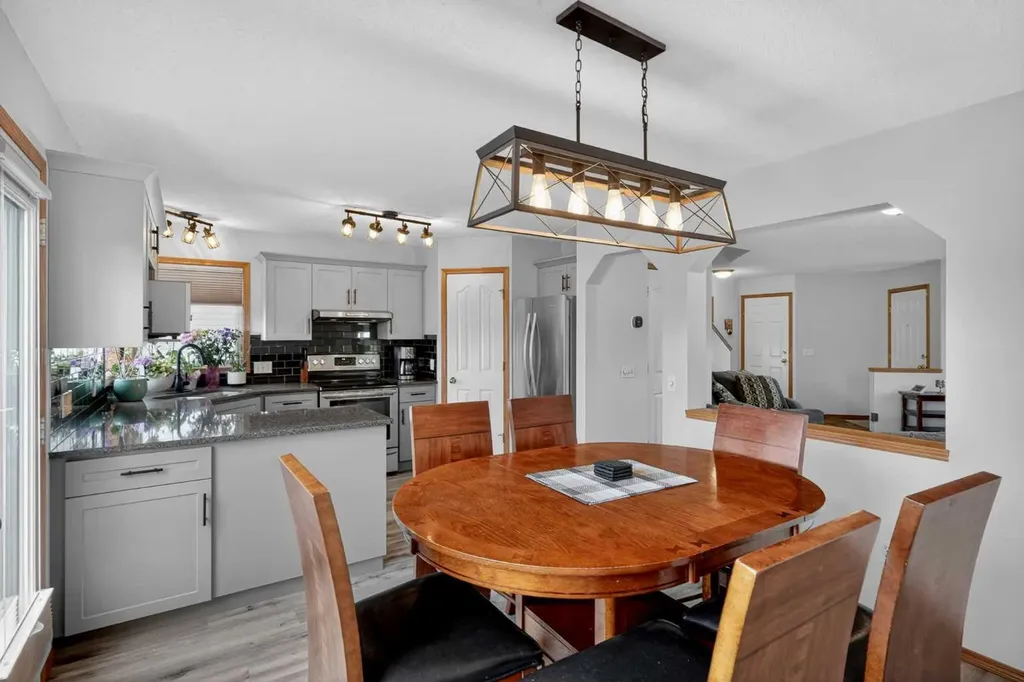 84 Hidden Spring Close NW Calgary AB T3A 5K2