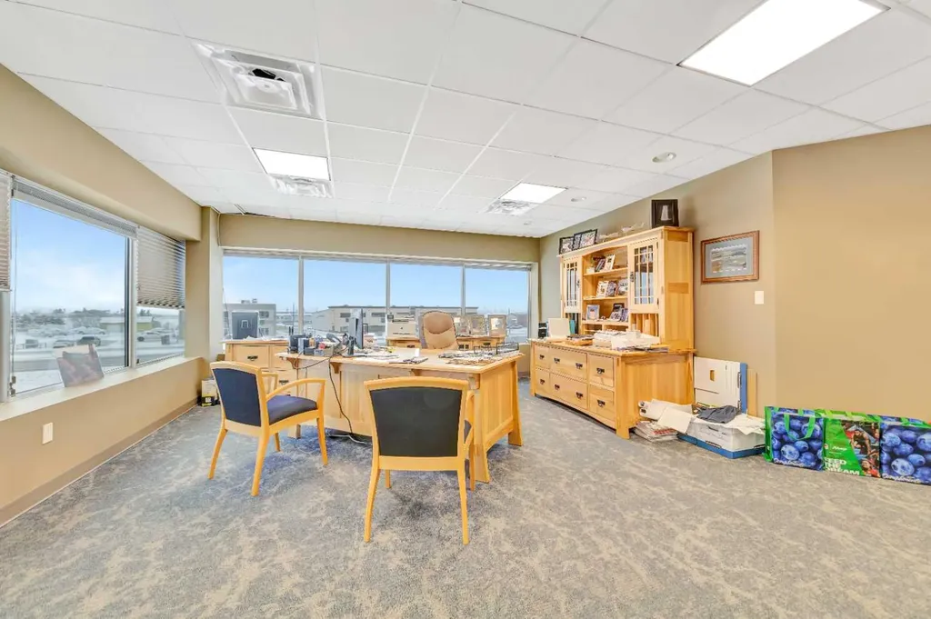 5921 50 Avenue Lloydminster SK S9V2A4