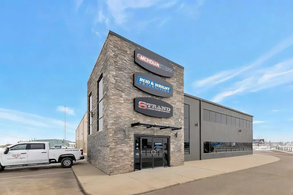 5921 50 Avenue Lloydminster SK S9V2A4