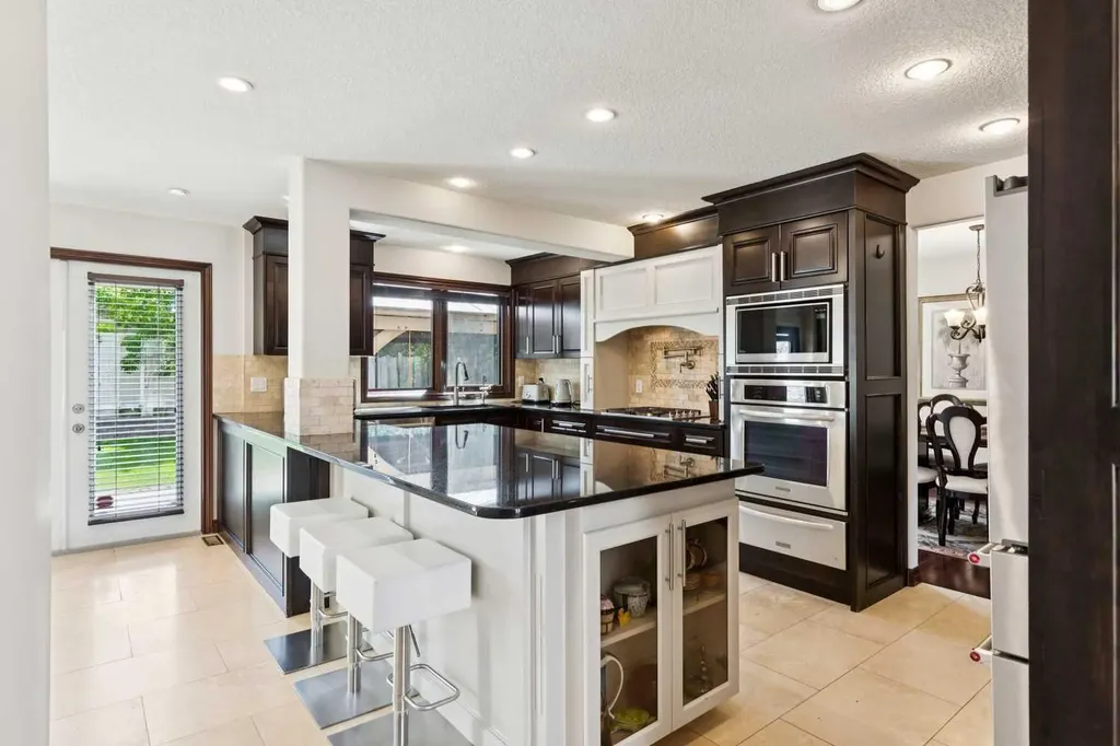 223 Pump Hill Crescent Calgary AB T2V 4L9