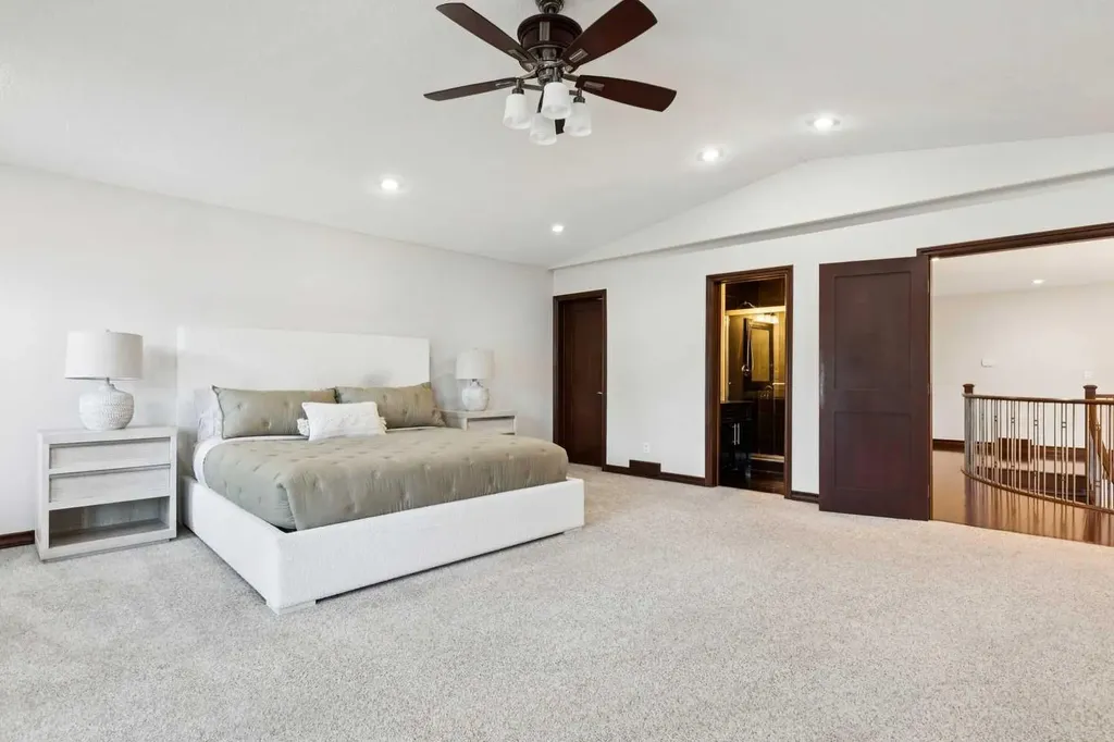 223 Pump Hill Crescent Calgary AB T2V 4L9