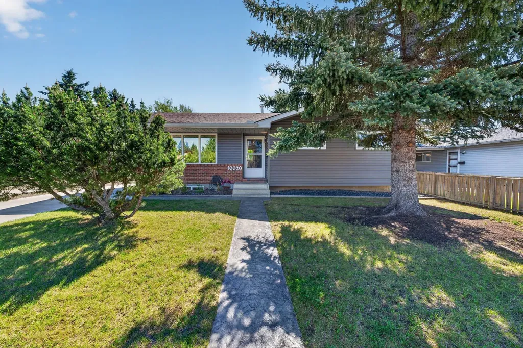 10020 Oakfield Drive SW Calgary AB T2V 4B4