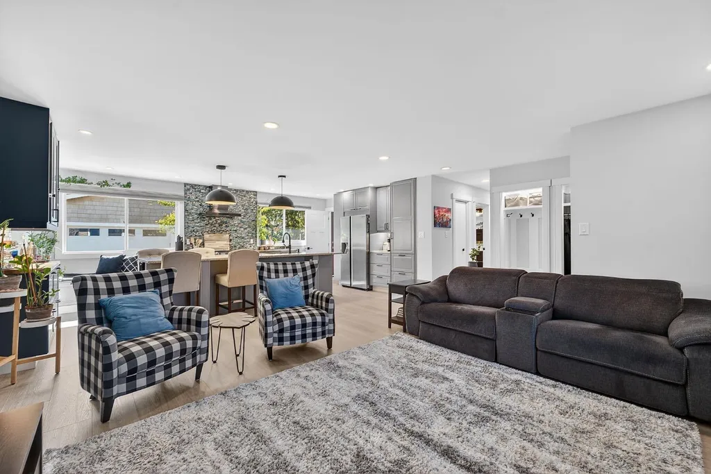 10020 Oakfield Drive SW Calgary AB T2V 4B4