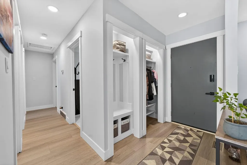 10020 Oakfield Drive SW Calgary AB T2V 4B4