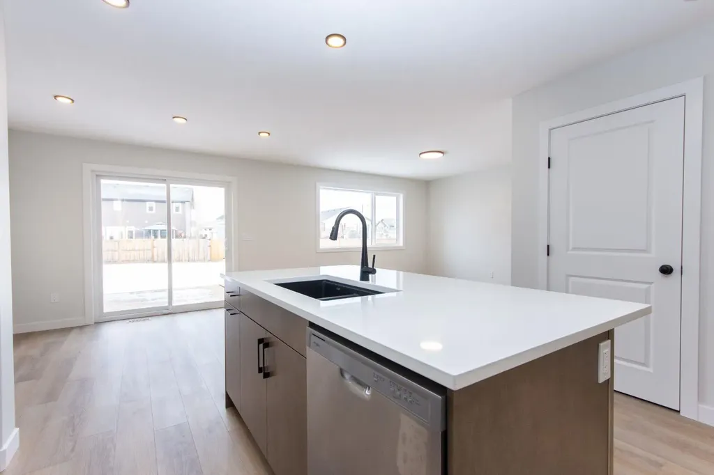 4430 53 Street Rocky Mountain House AB T4T 0C3