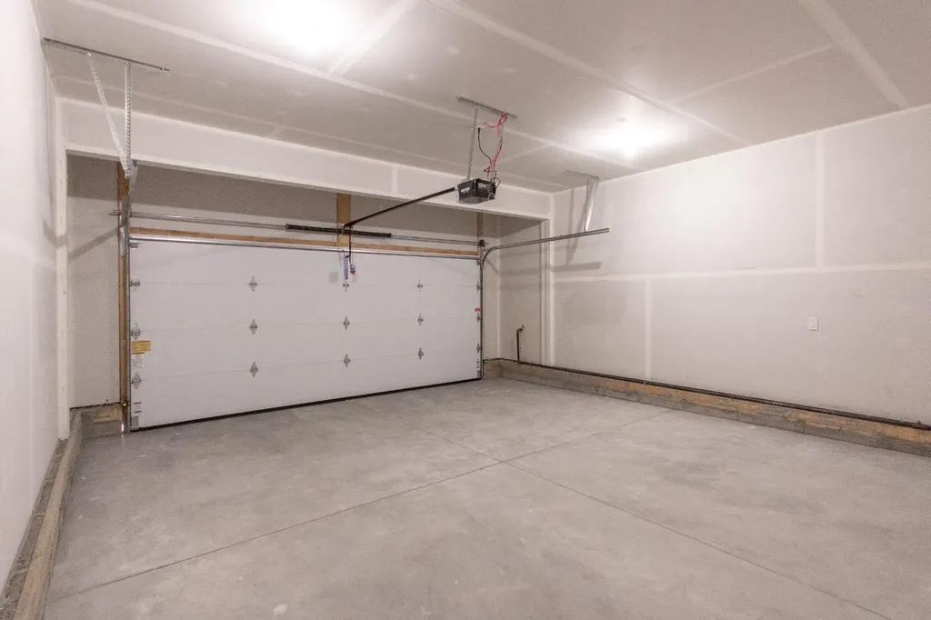 4430 53 Street Rocky Mountain House AB T4T 0C3