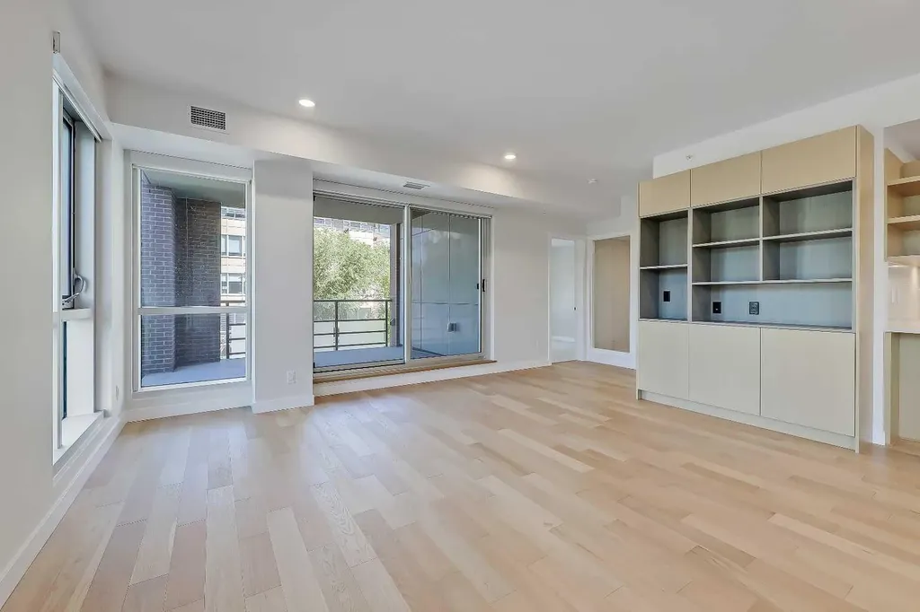 88 9 Street NE Calgary AB T2E 4E1