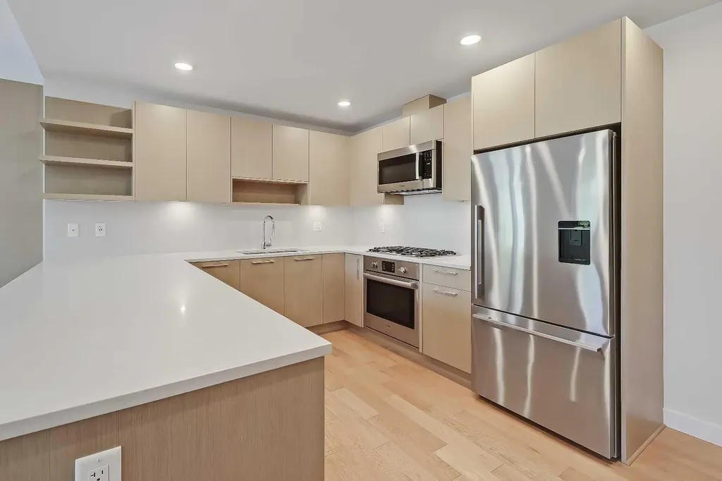 88 9 Street NE Calgary AB T2E 4E1
