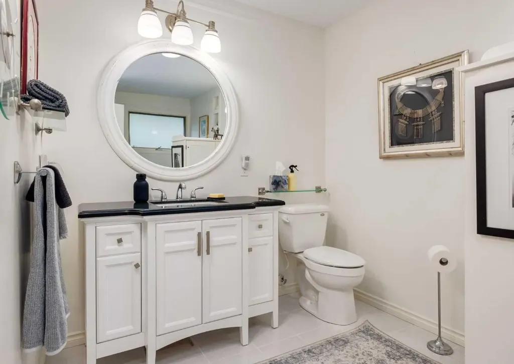 40 Edgemont Court NW Calgary AB T3A 2N3