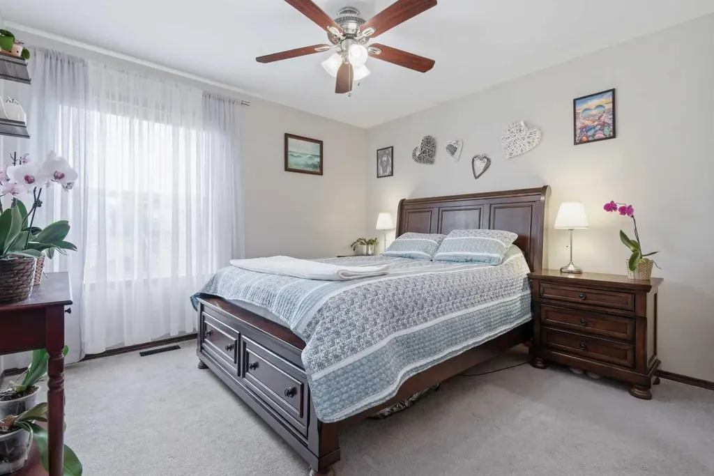 136 Lanterman Close Red Deer AB T4N 3N8