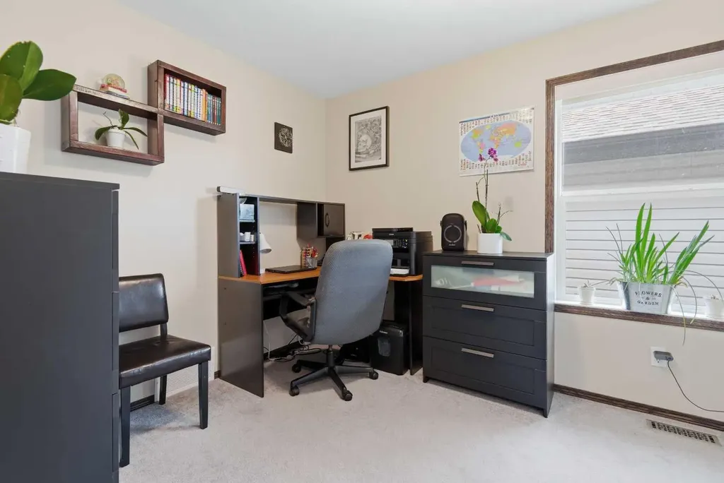 136 Lanterman Close Red Deer AB T4N 3N8