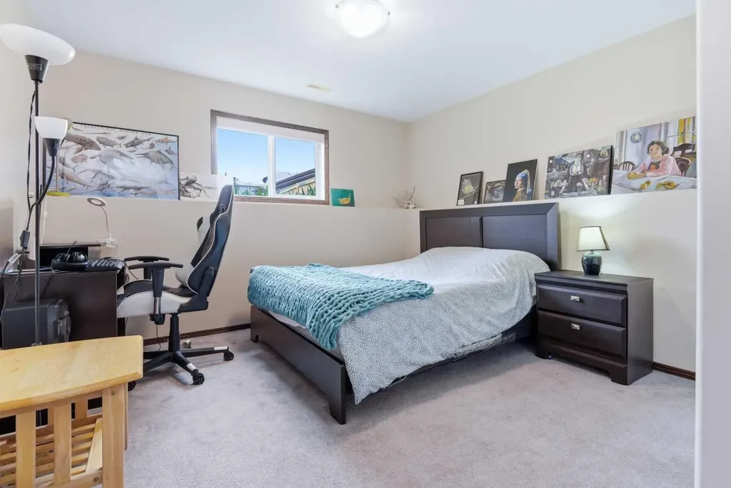 136 Lanterman Close Red Deer AB T4N 3N8