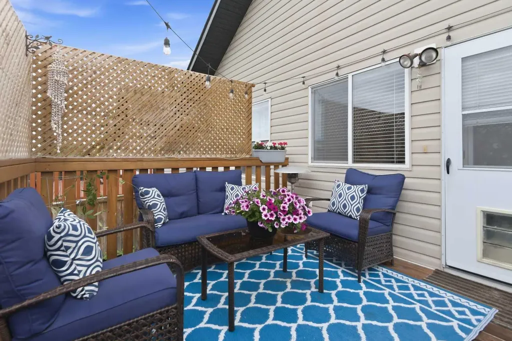 136 Lanterman Close Red Deer AB T4N 3N8