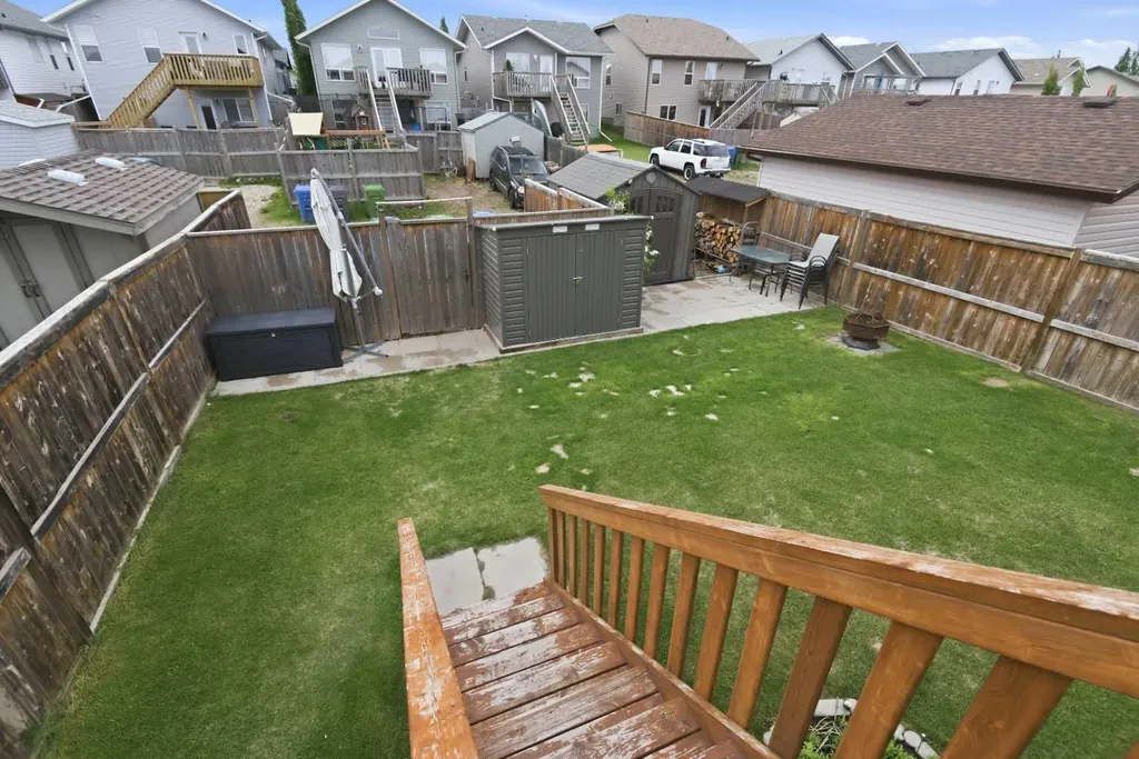 136 Lanterman Close Red Deer AB T4N 3N8