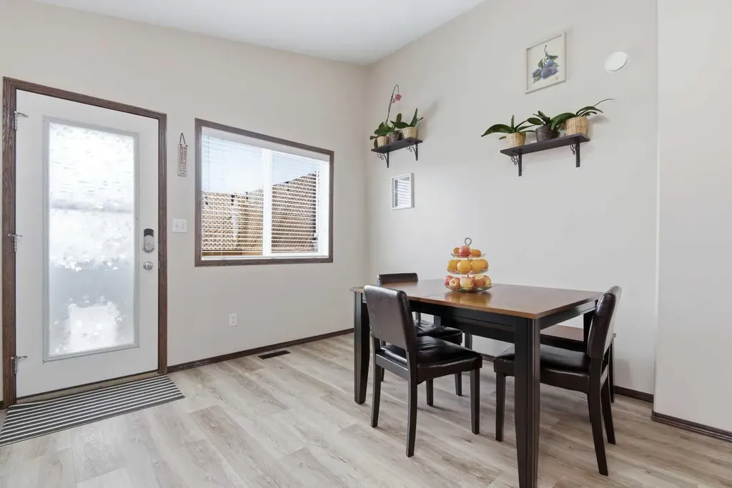 136 Lanterman Close Red Deer AB T4N 3N8