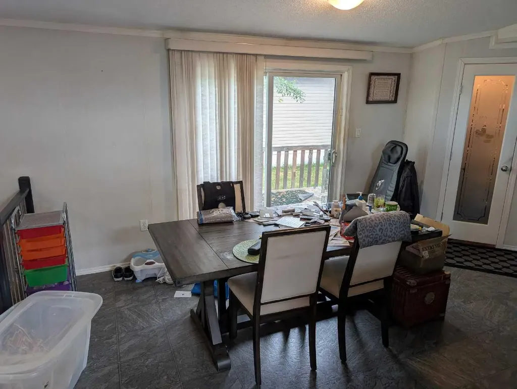 8717 88c Street Grande Prairie AB T8X 0C5