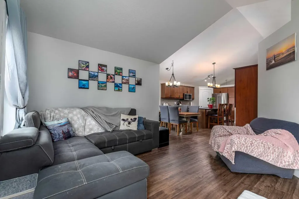 6901 39 Street Lloydminster AB T9V 2Z4