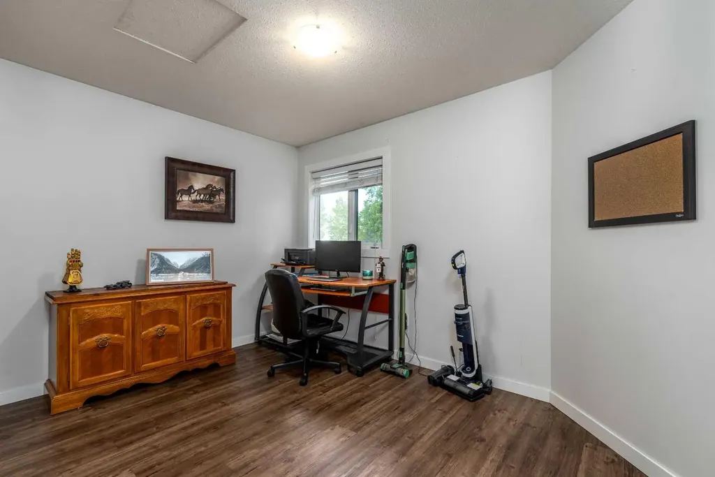 6901 39 Street Lloydminster AB T9V 2Z4