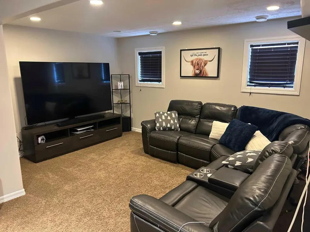6901 39 Street Lloydminster AB T9V 2Z4