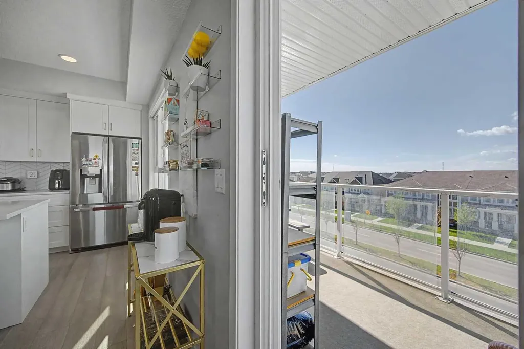 40 Carrington Plaza NW Calgary AB T3P 1X7