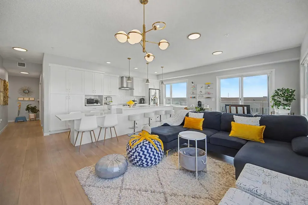 40 Carrington Plaza NW Calgary AB T3P 1X7