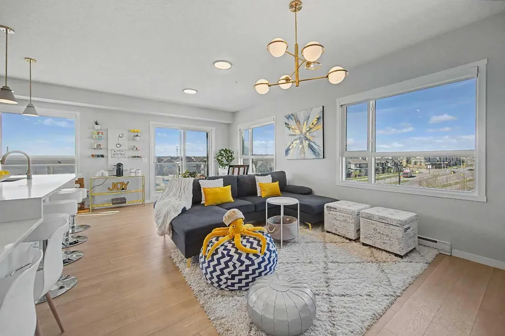 40 Carrington Plaza NW Calgary AB T3P 1X7