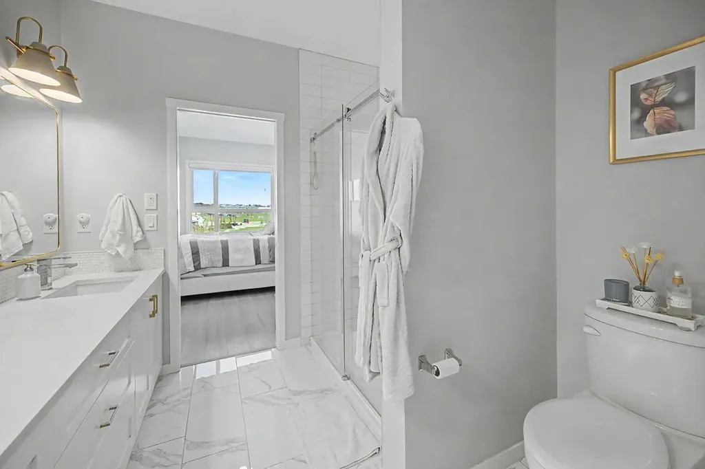 40 Carrington Plaza NW Calgary AB T3P 1X7
