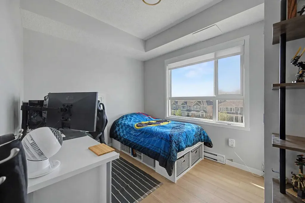 40 Carrington Plaza NW Calgary AB T3P 1X7