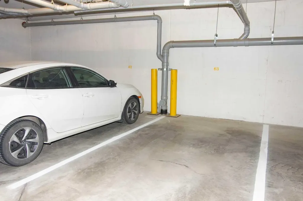 40 Carrington Plaza NW Calgary AB T3P 1X7