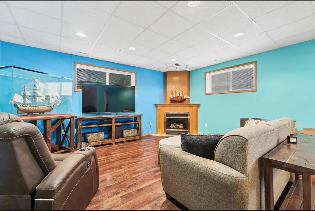 94 Perry Crescent NE Medicine Hat AB T1C1Y2