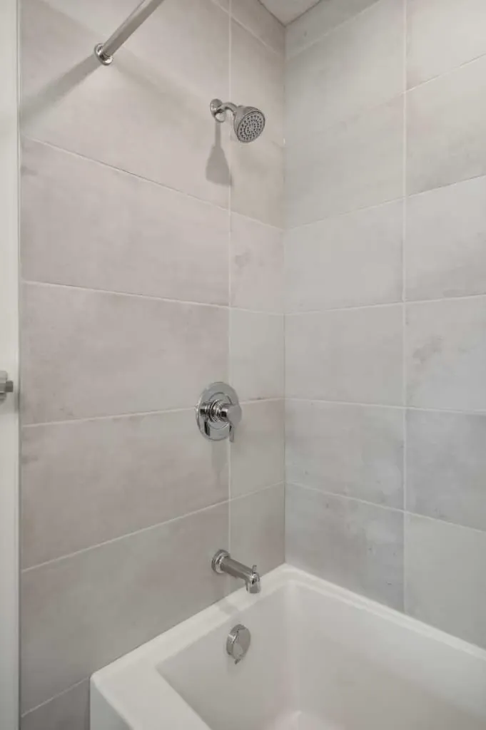 14910 1 Street NW Calgary AB T2c 3G3