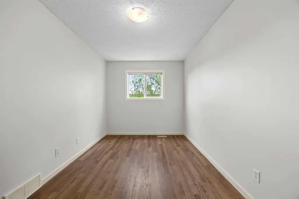 27 Panatella Villas NW Calgary AB T3K 0G7