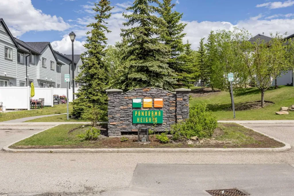 27 Panatella Villas NW Calgary AB T3K 0G7