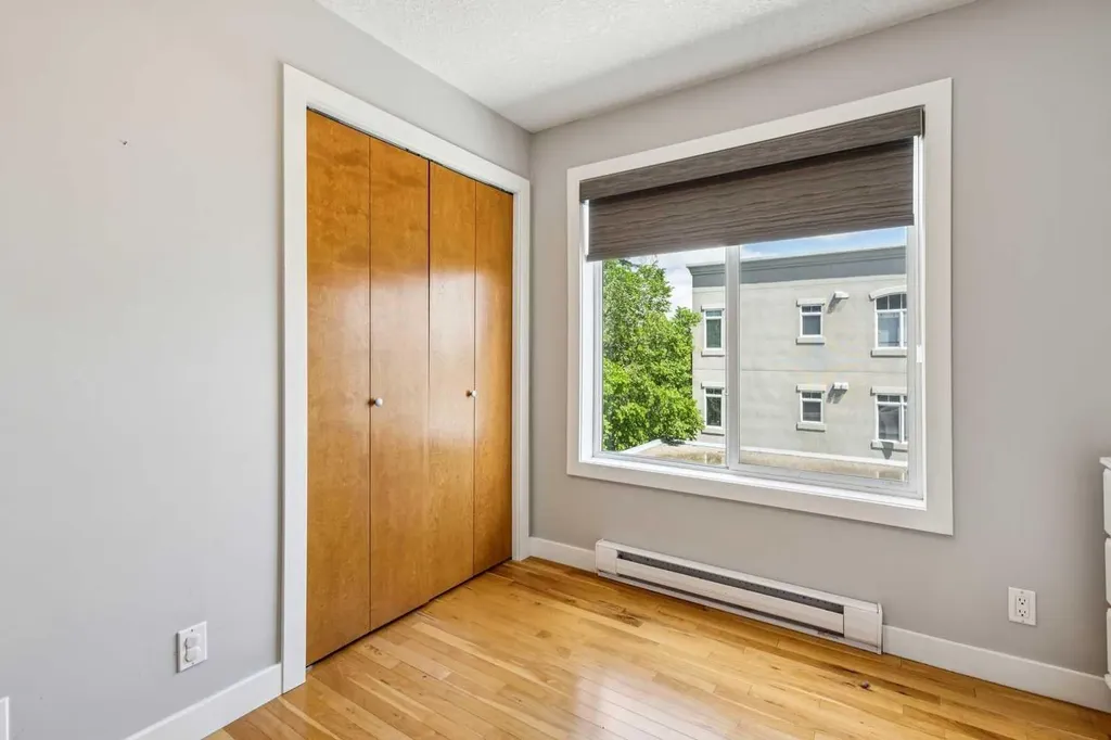 317 19 Avenue SW Calgary AB T2S 0E1