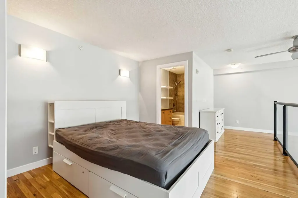 317 19 Avenue SW Calgary AB T2S 0E1