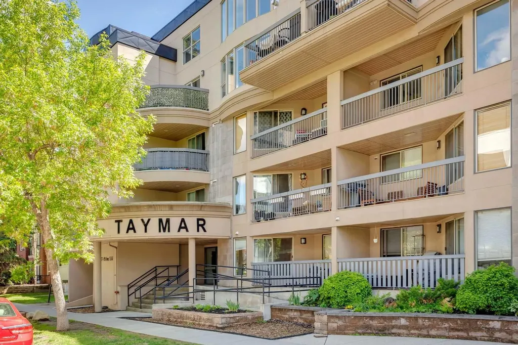 317 19 Avenue SW Calgary AB T2S 0E1