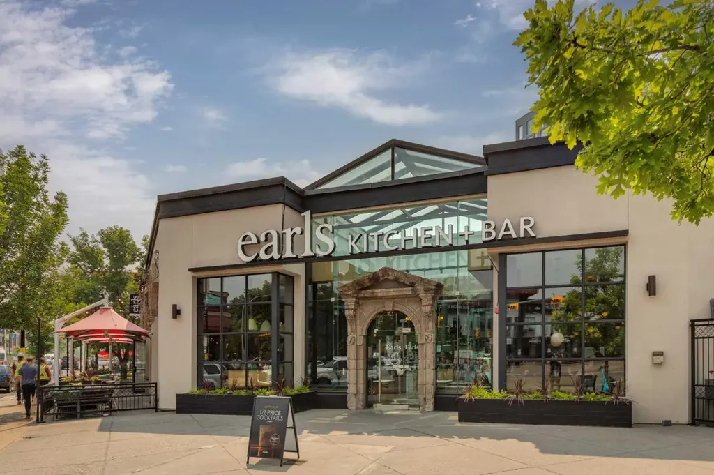 317 19 Avenue SW Calgary AB T2S 0E1