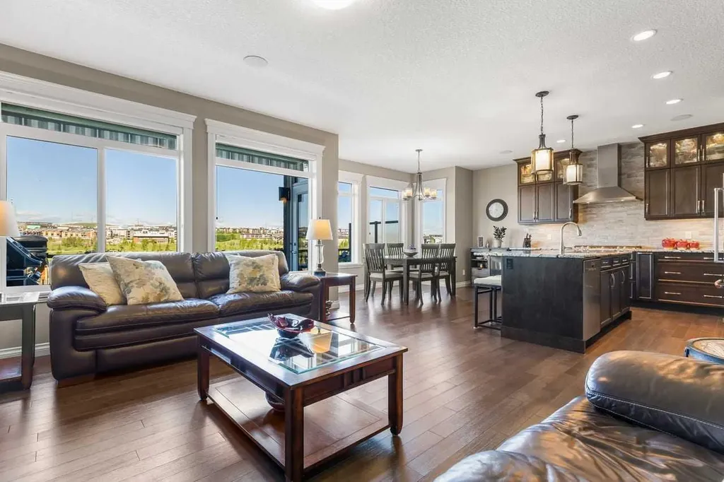 65 Sage Meadows Green NW Calgary AB T3P 0X4
