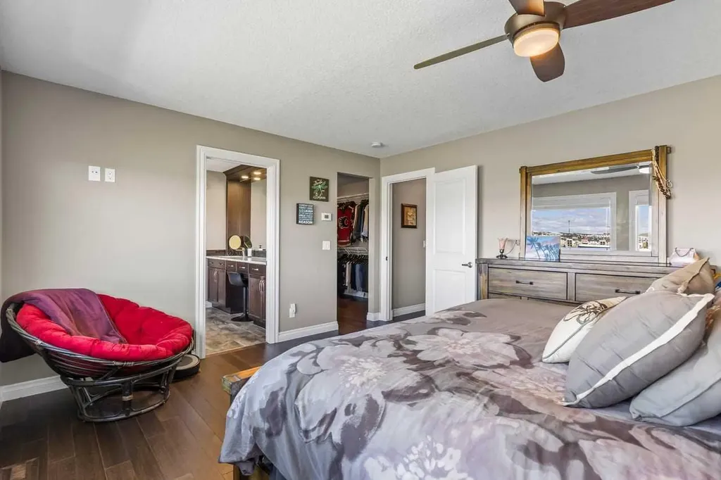 65 Sage Meadows Green NW Calgary AB T3P 0X4