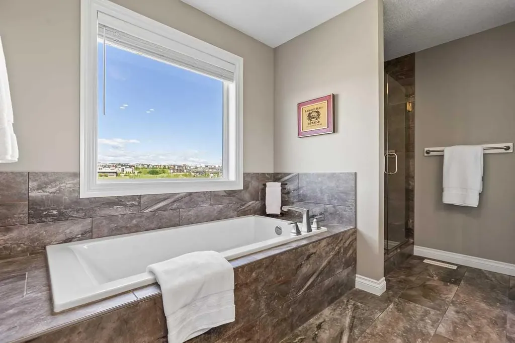 65 Sage Meadows Green NW Calgary AB T3P 0X4