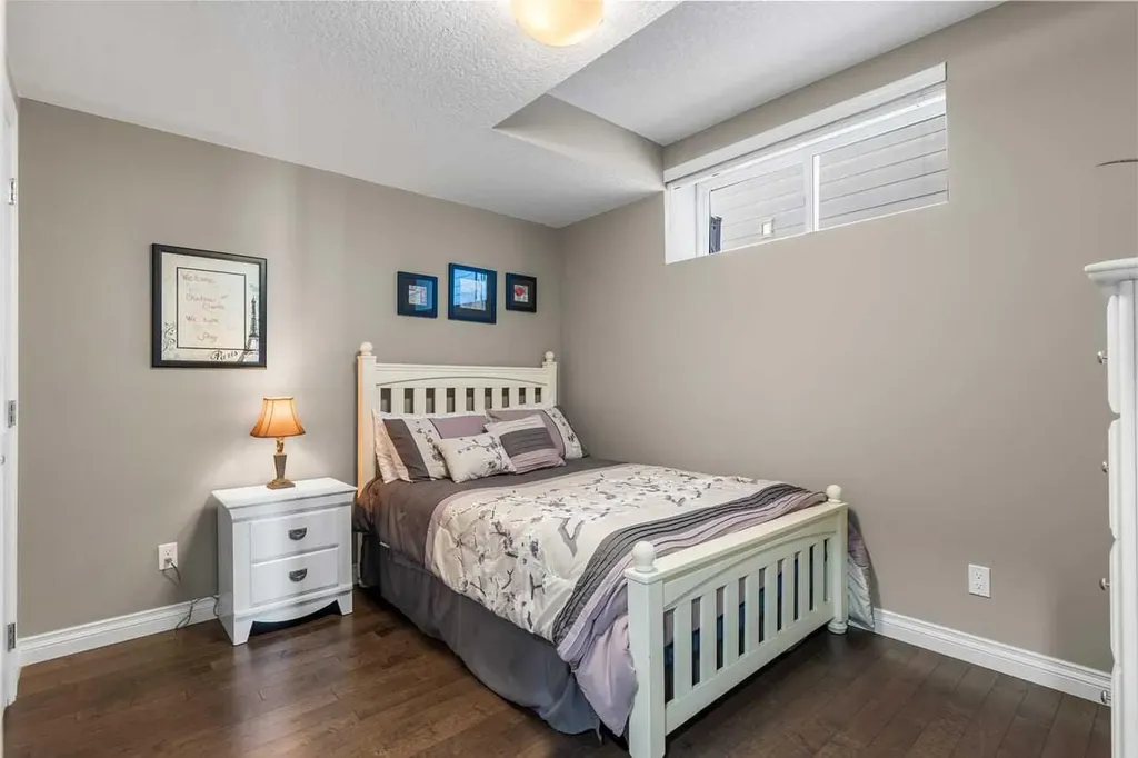 65 Sage Meadows Green NW Calgary AB T3P 0X4