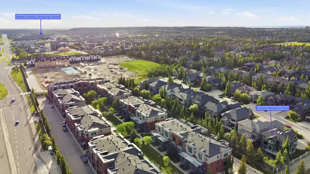 5 Aspen Meadows Park SW Calgary AB T3H 5Z7
